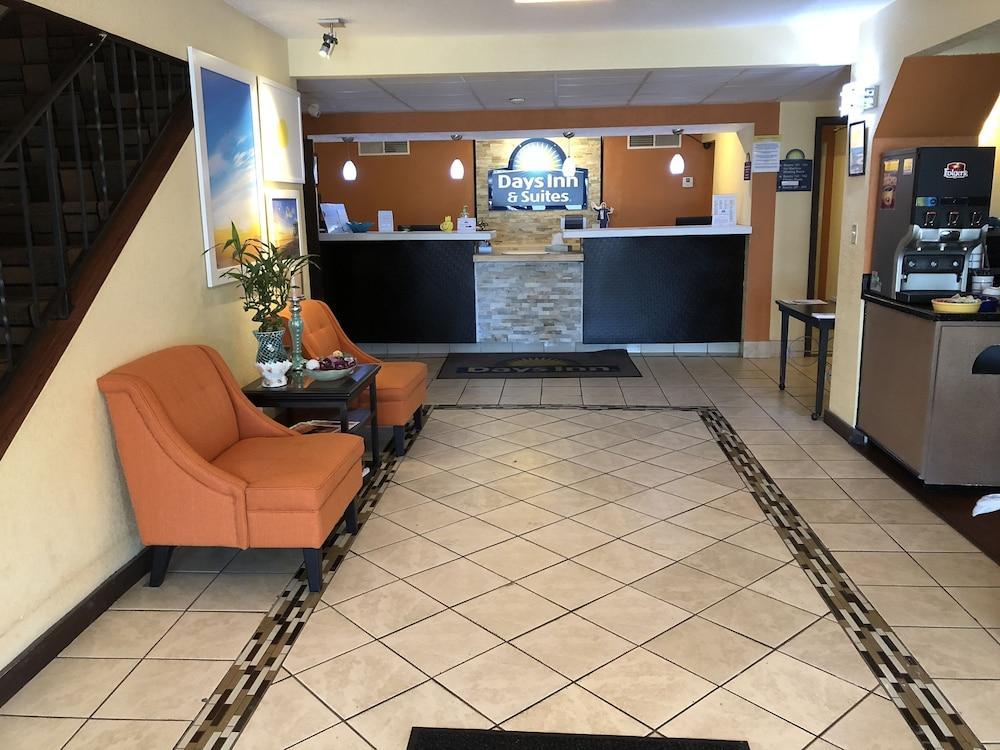 Days Inn & Suites By Wyndham Stevens Point Kültér fotó
