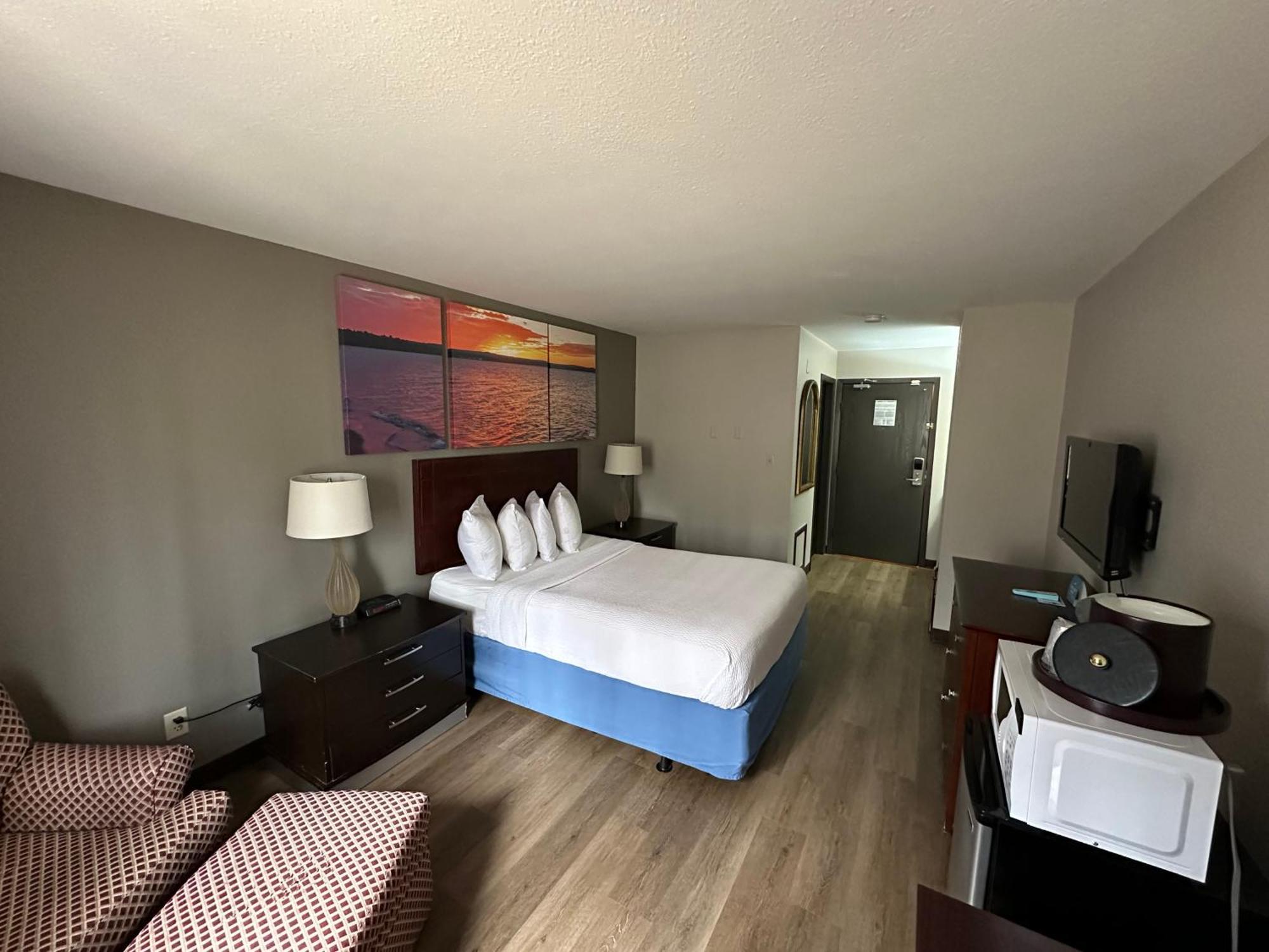 Days Inn & Suites By Wyndham Stevens Point Kültér fotó