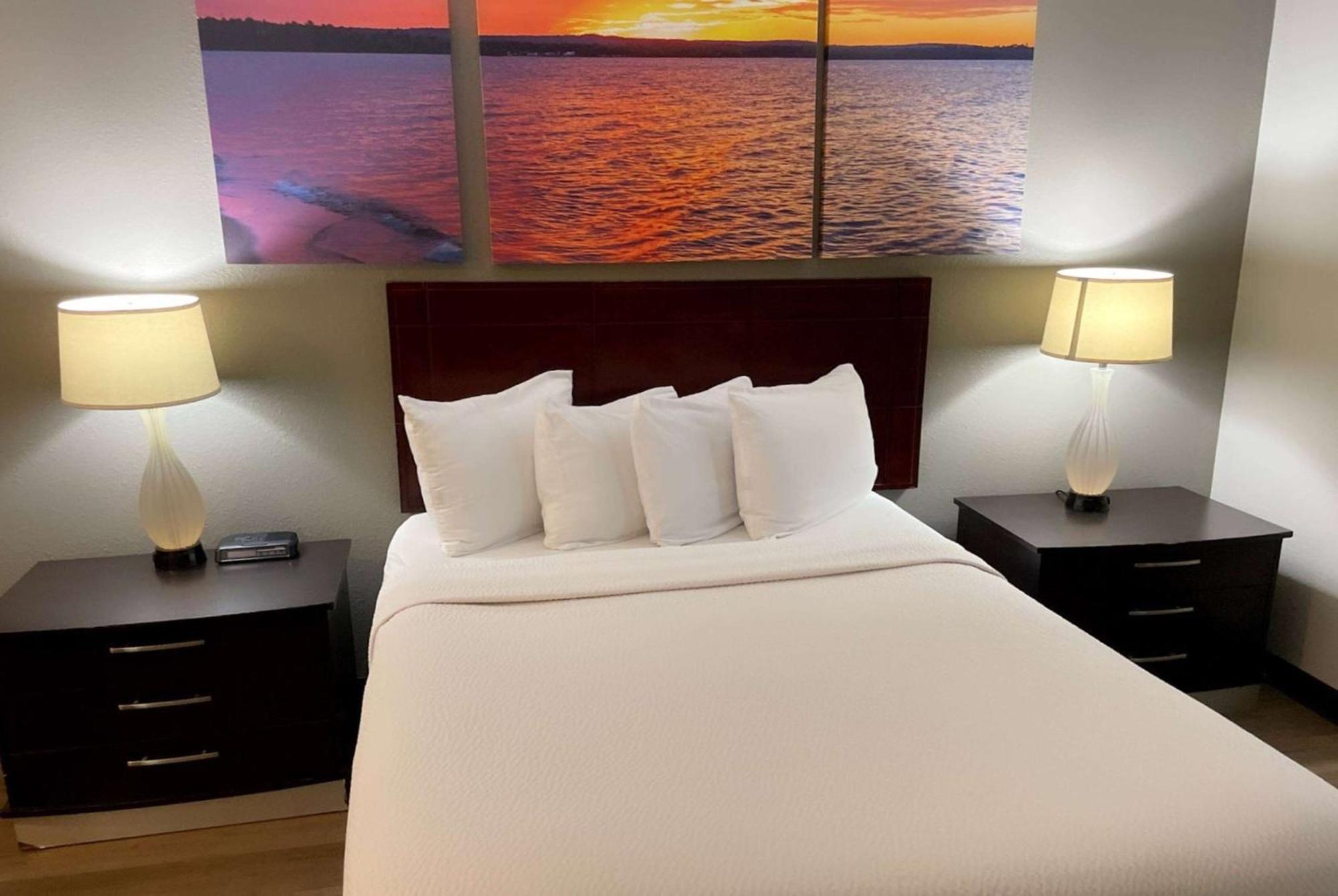 Days Inn & Suites By Wyndham Stevens Point Kültér fotó