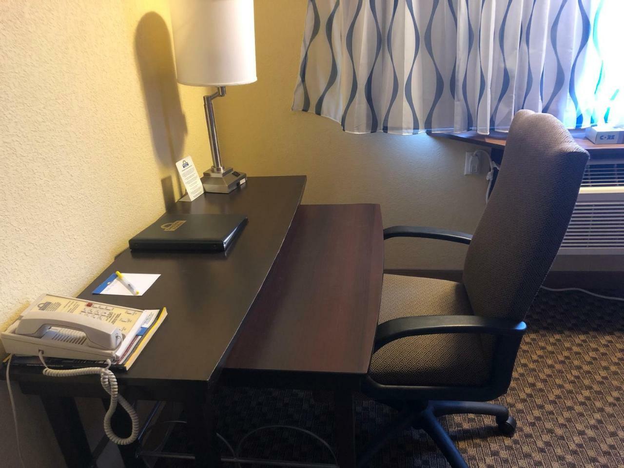 Days Inn & Suites By Wyndham Stevens Point Kültér fotó